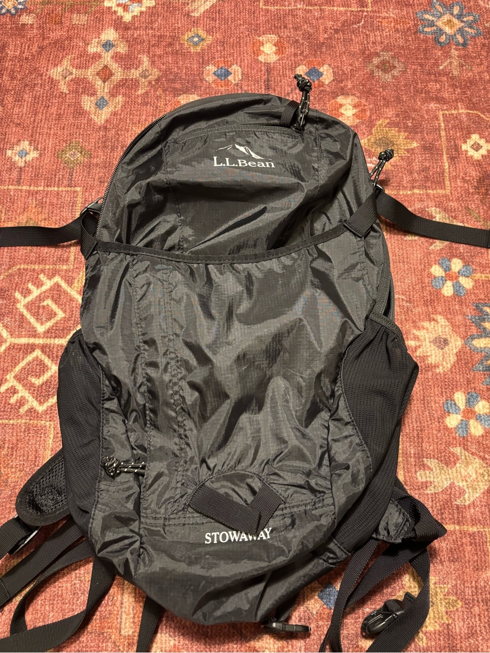 L.L.Bean Stowaway Black Hiking Daypack, Padded Straps, Pockets, Zip